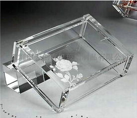 深圳市天創展示品 亞克力的創新應用與行業優勢