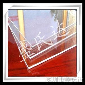 亞克力材料的特性與應(yīng)用 高透明、高耐磨及其他優(yōu)勢